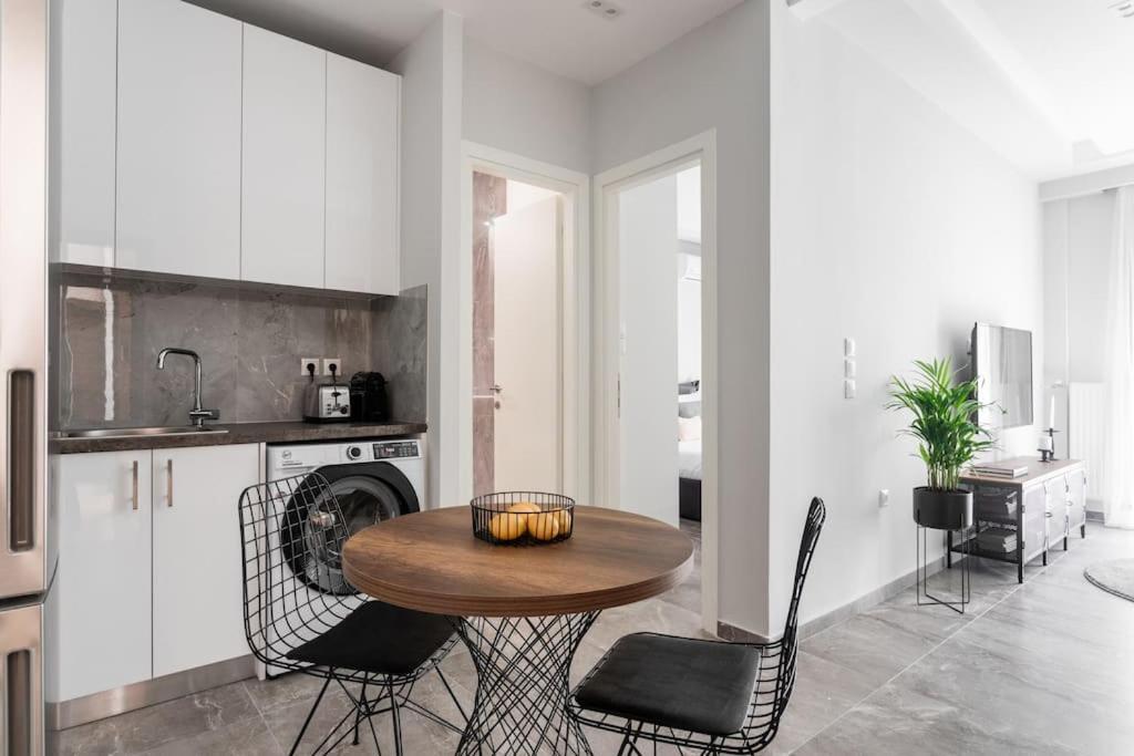 Sublime 1Br Apartment In Koukaki By Upstreet เอเธนส์ ภายนอก รูปภาพ